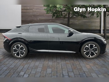 Used Kia EV6 2023 for sale - 77116035: Photo