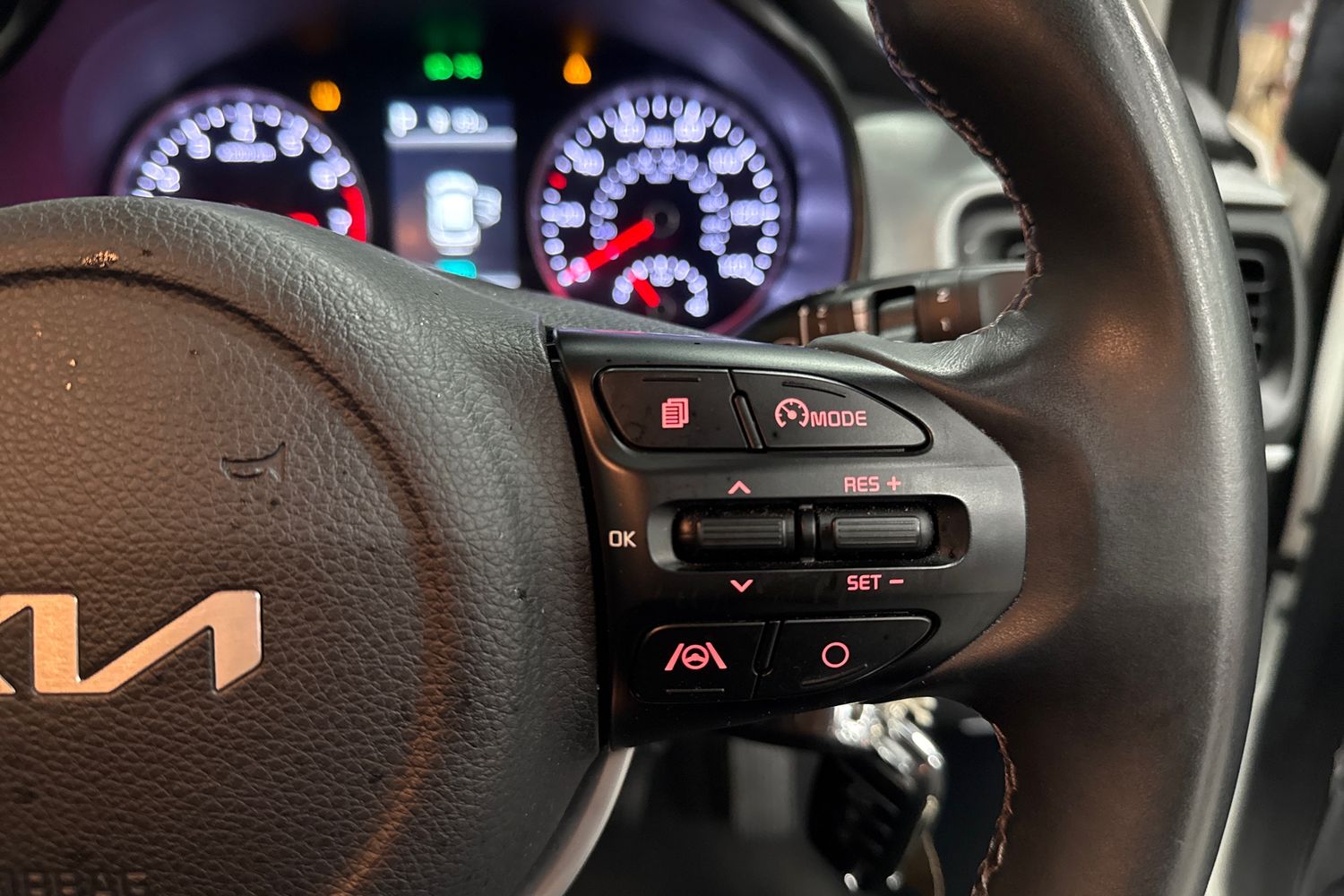 Used Kia Stonic 2023 for sale - 78172542: Photo 22