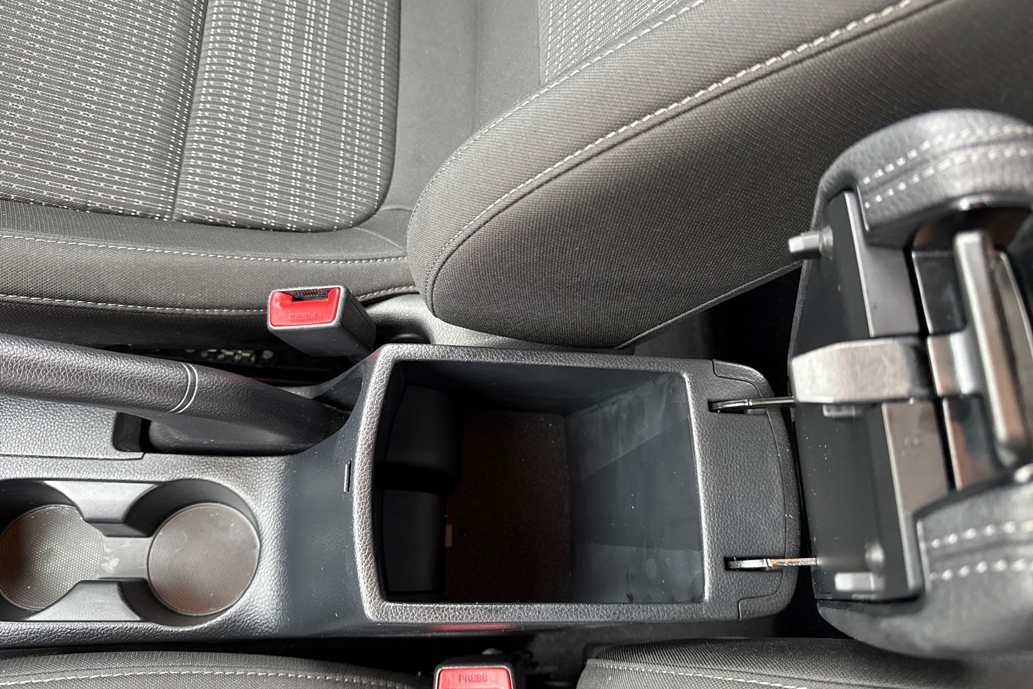 Used Kia Stonic 2023 for sale - 78172542: Photo 39