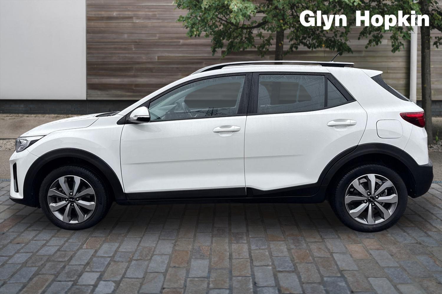 Used Kia Stonic 2023 for sale - 78172542: Photo 6