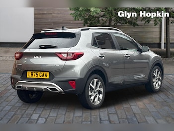 Used Kia Stonic 2025 for sale - 77137686: Photo