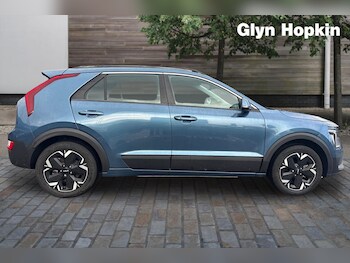 Used Kia Niro 2023 for sale - 77556803: Photo