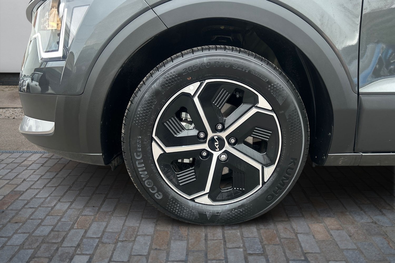 Used Kia Niro 2024 for sale - 76452197: Photo 9