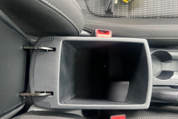 Used Kia Stonic 2023 for sale - 75469806: Photo 30