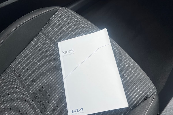 Used Kia Stonic 2023 for sale - 75469806: Photo 34