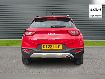 Used Kia Stonic 2023 for sale - 75469806: Photo