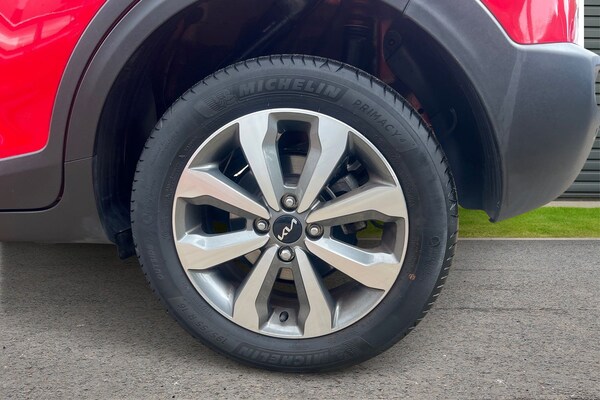Used Kia Stonic 2023 for sale - 75469806: Photo 9