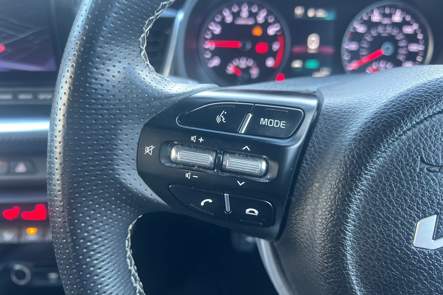 Used Kia Stonic 2022 for sale - 76390189: Photo 21