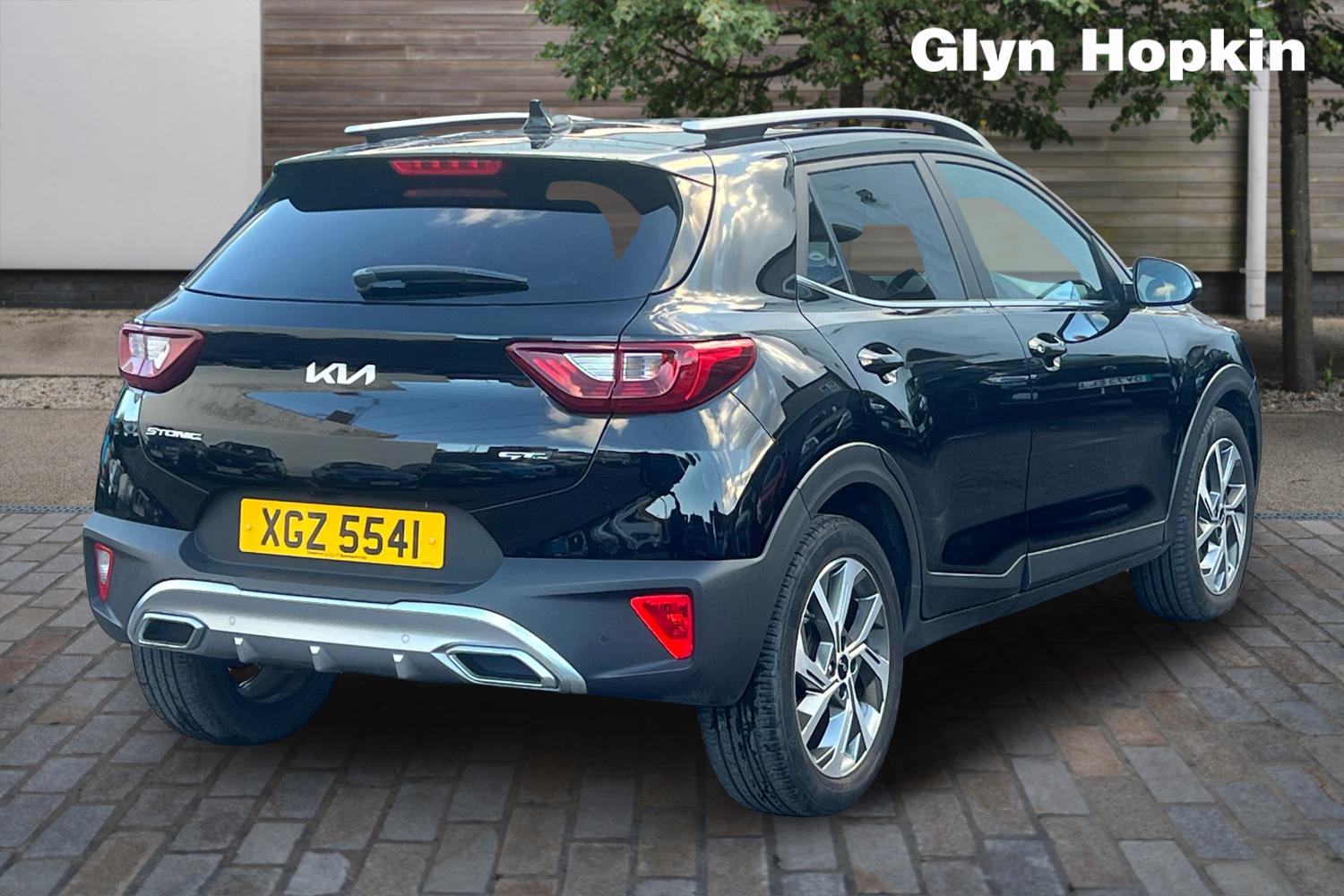 Used Kia Stonic 2022 for sale - 76390189: Photo 3