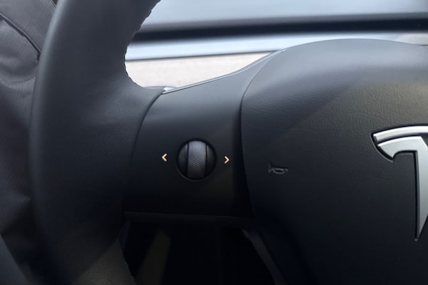 Used Tesla Model Y 2024 for sale - 76265673: Photo 21