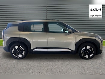 Used Kia EV3 2025 for sale - 76044427: Photo