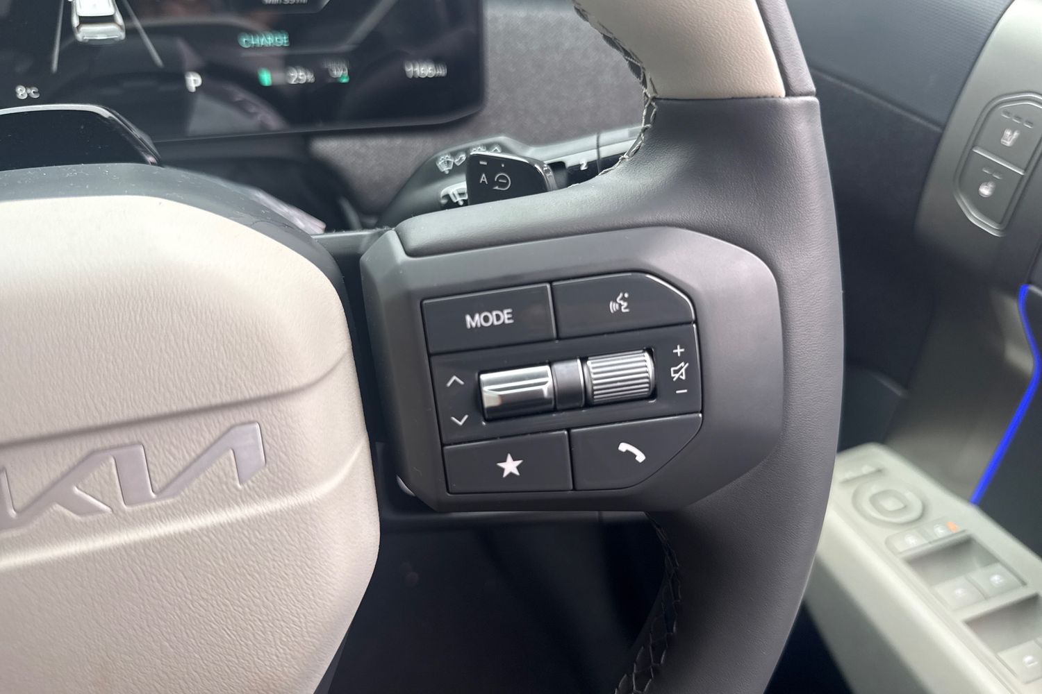 Used Kia EV3 2024 for sale - 77256371: Photo 22