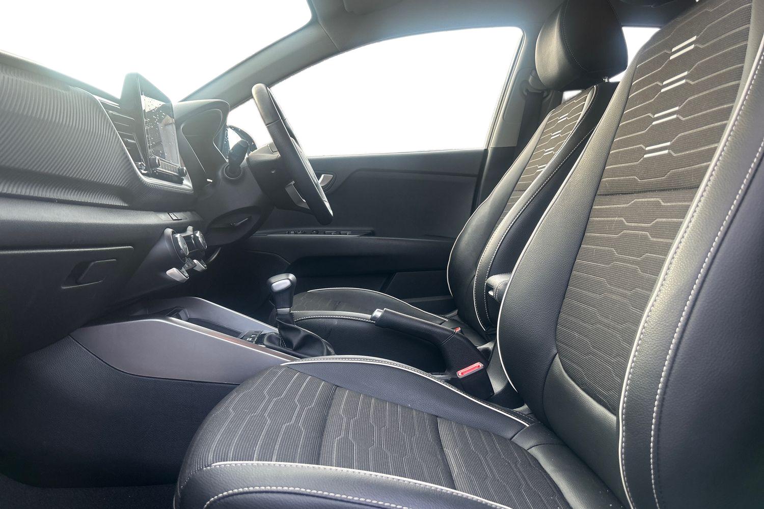 Used Kia Stonic 2024 for sale - 77106044: Photo 13