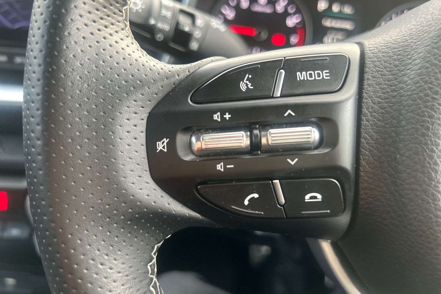 Used Kia Stonic 2024 for sale - 77106044: Photo 21