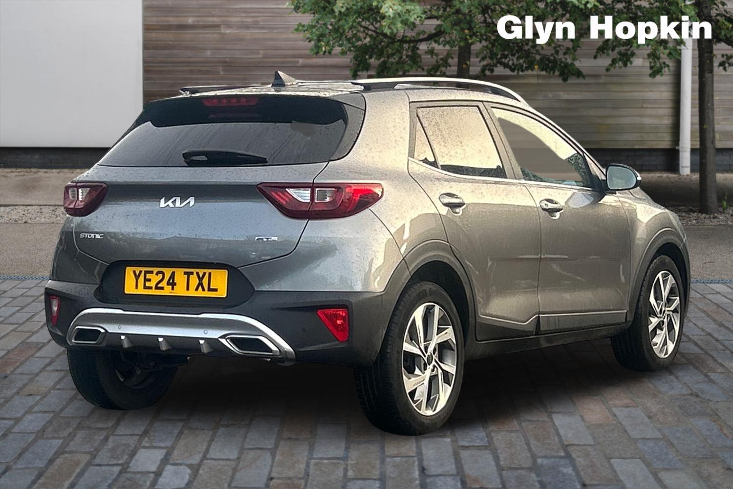 Used Kia Stonic 2024 for sale - 77106044: Photo 3