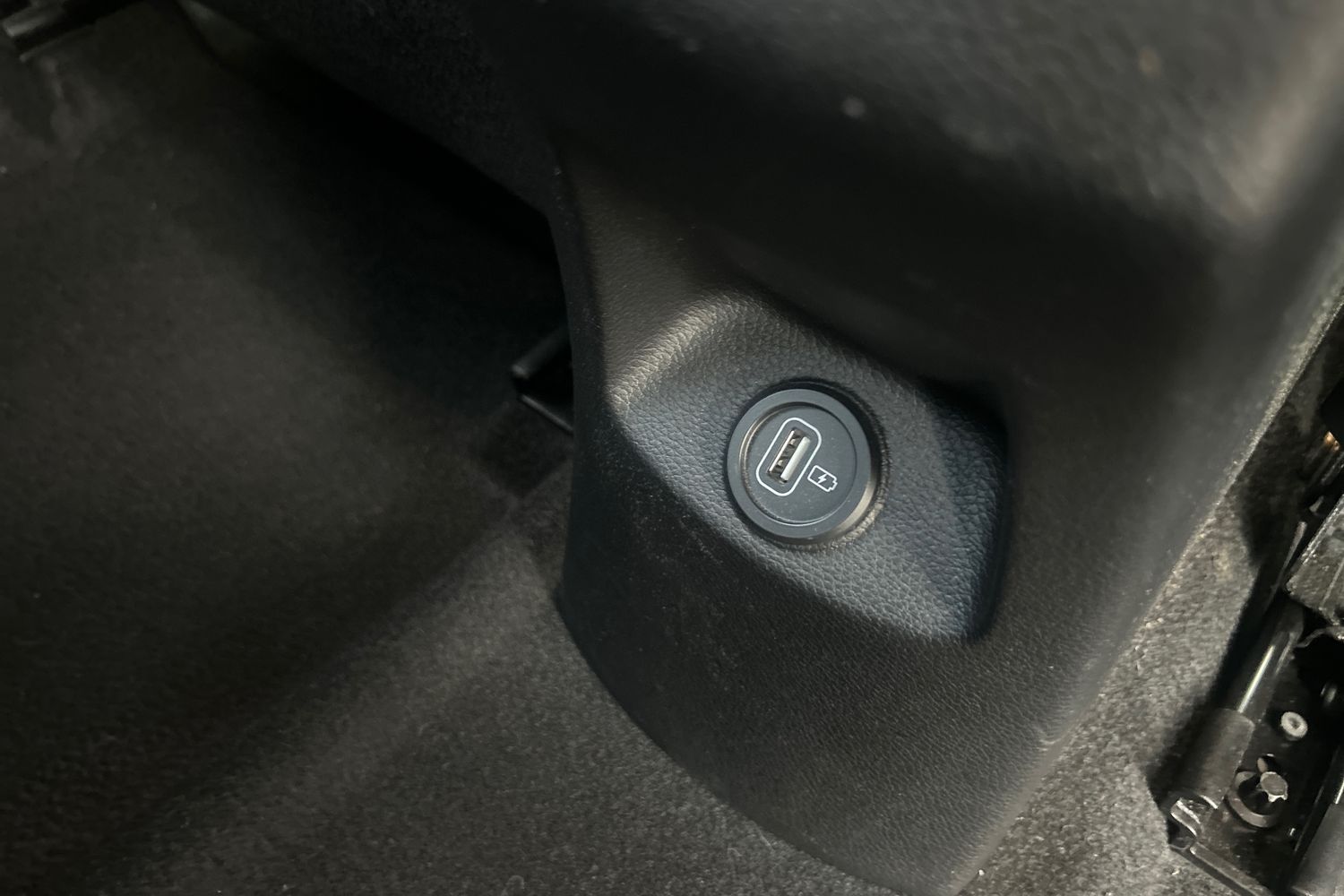 Used Kia Stonic 2024 for sale - 77106044: Photo 33