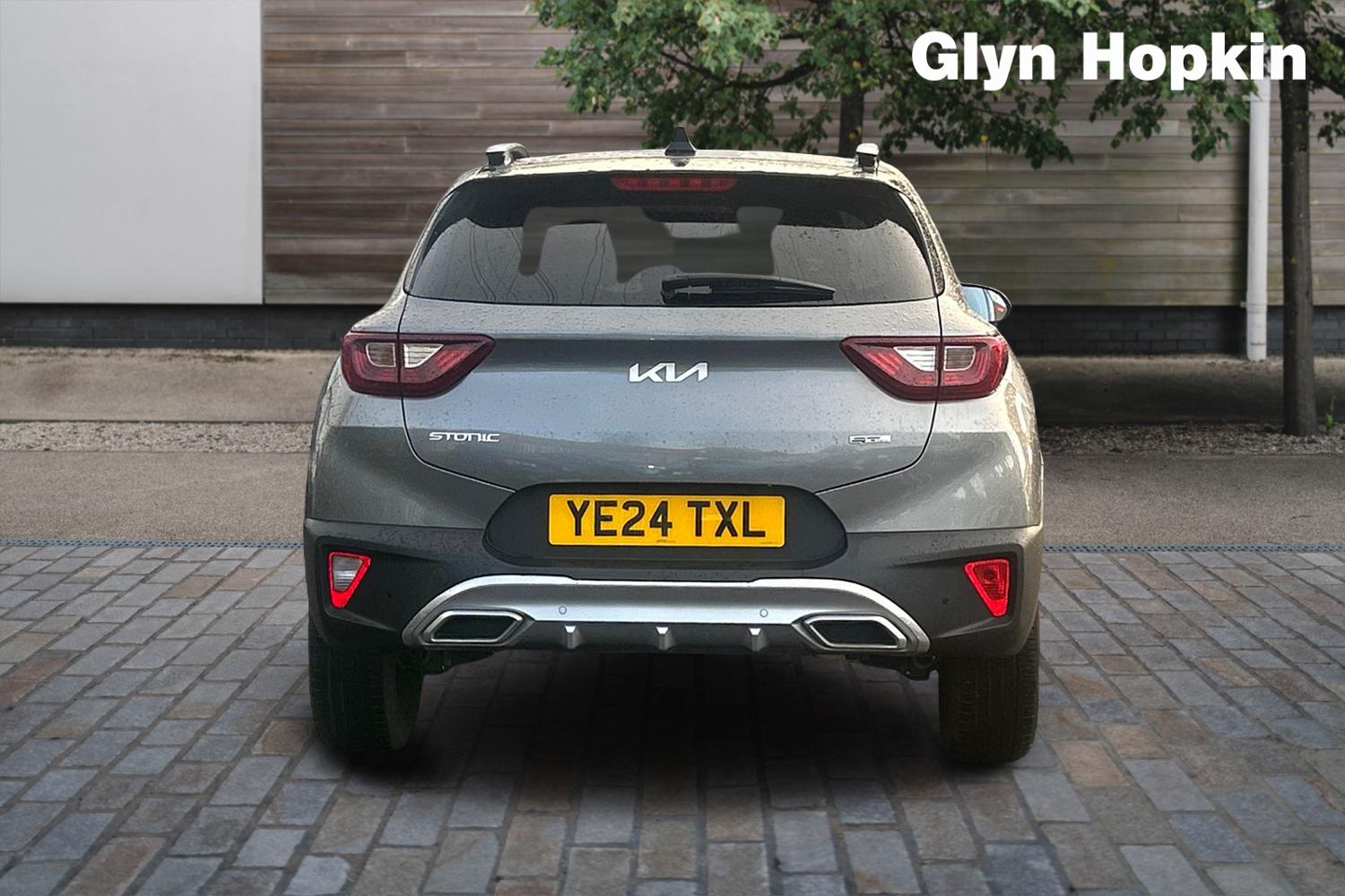 Used Kia Stonic 2024 for sale - 77106044: Photo 4