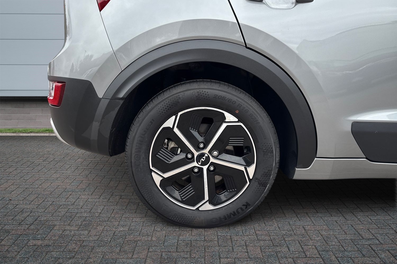 Used Kia Niro 2023 for sale - 78133495: Photo 9