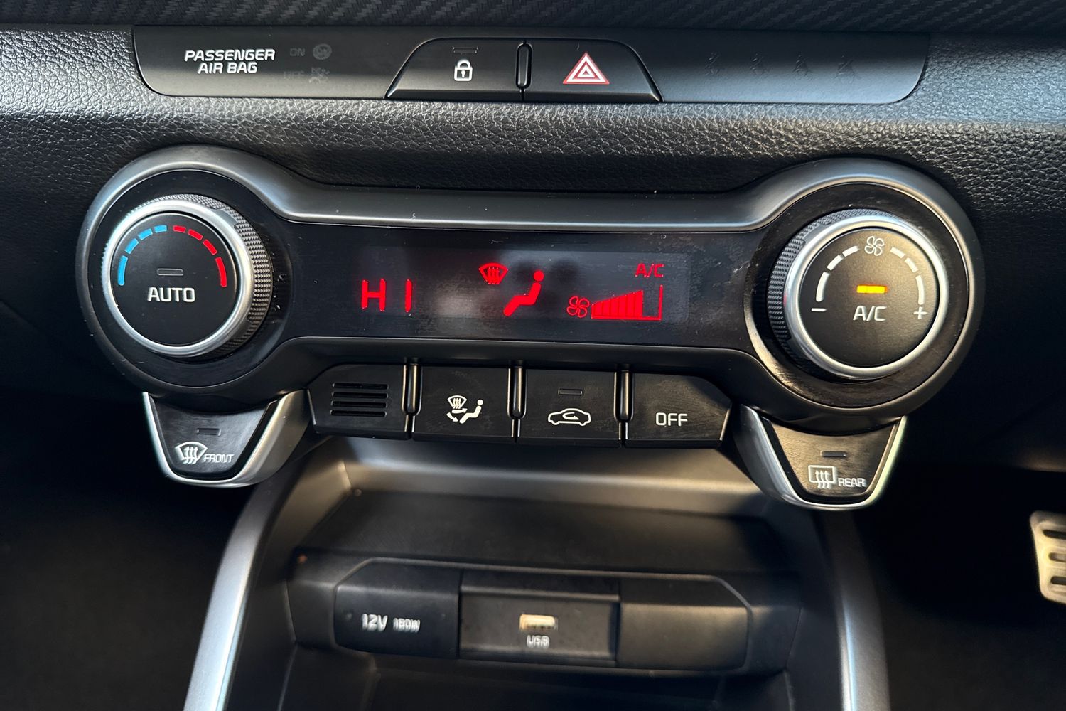 Used Kia Stonic 2025 for sale - 77151512: Photo 15