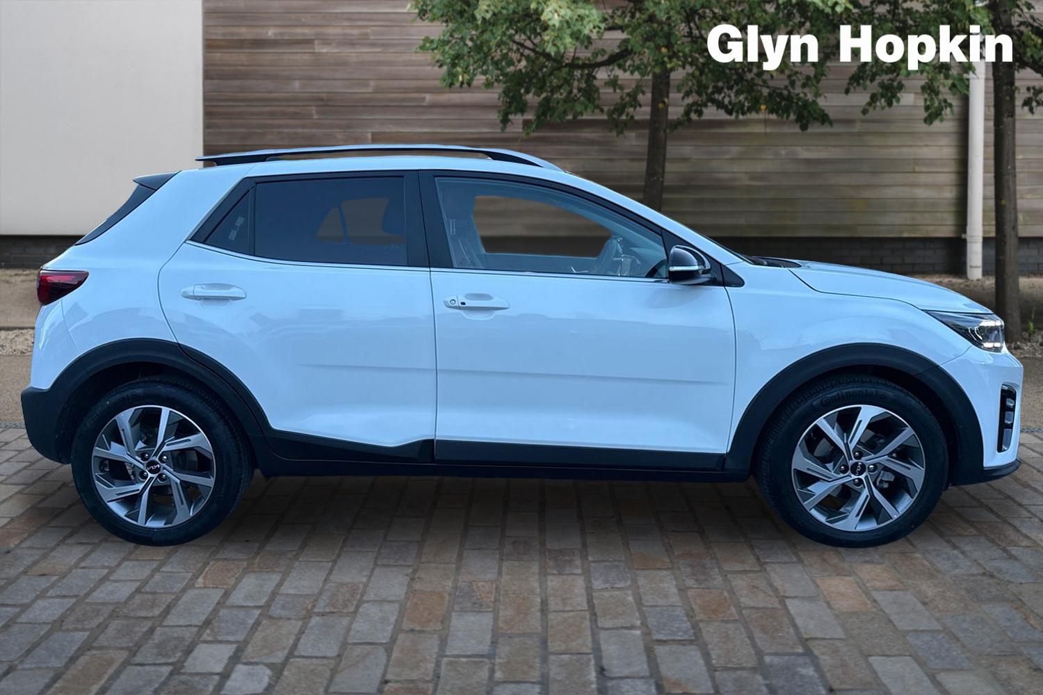 Used Kia Stonic 2025 for sale - 77151512: Photo 2