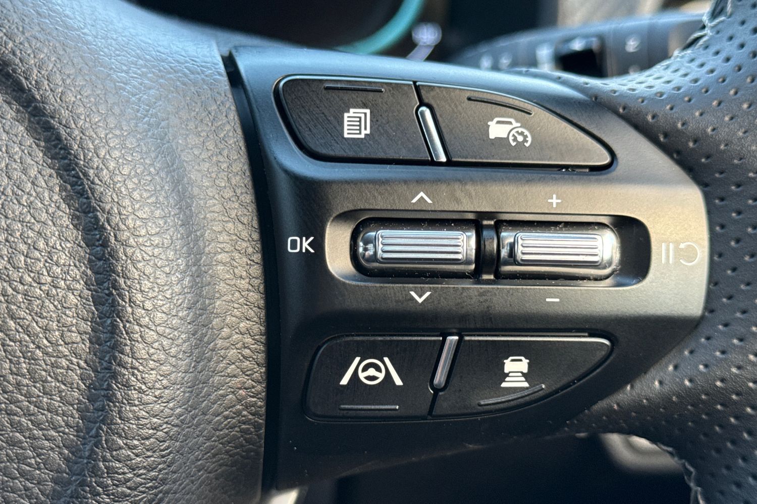 Used Kia Stonic 2025 for sale - 77151512: Photo 22