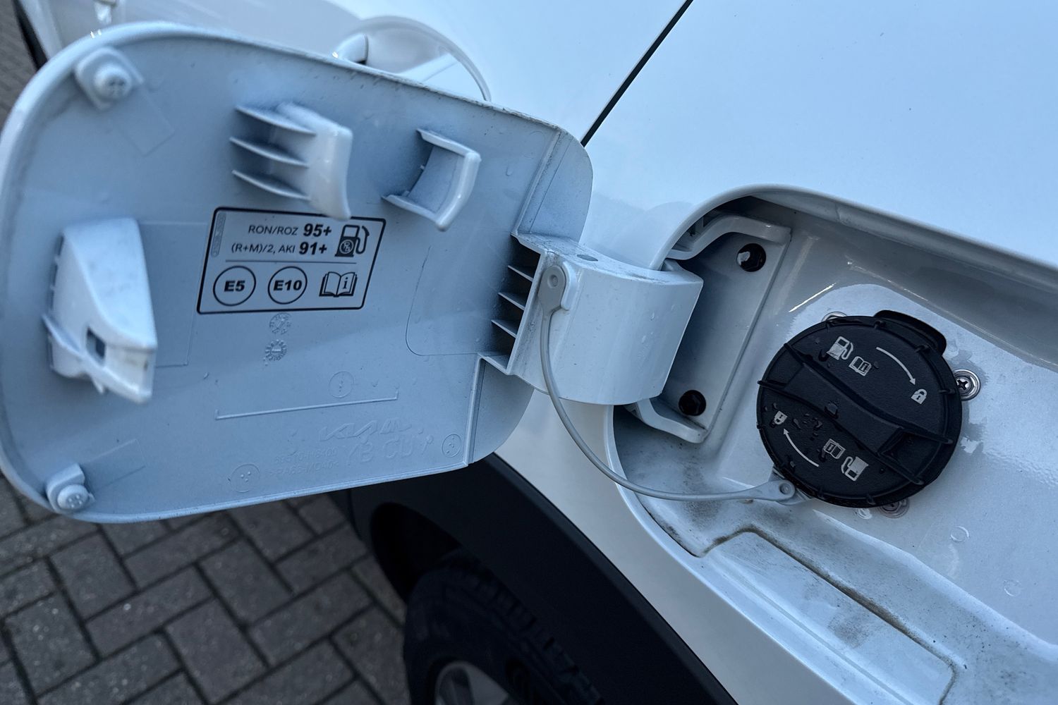 Used Kia Stonic 2025 for sale - 77151512: Photo 36