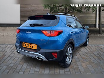 Used Kia Stonic 2023 for sale - 77389086: Photo