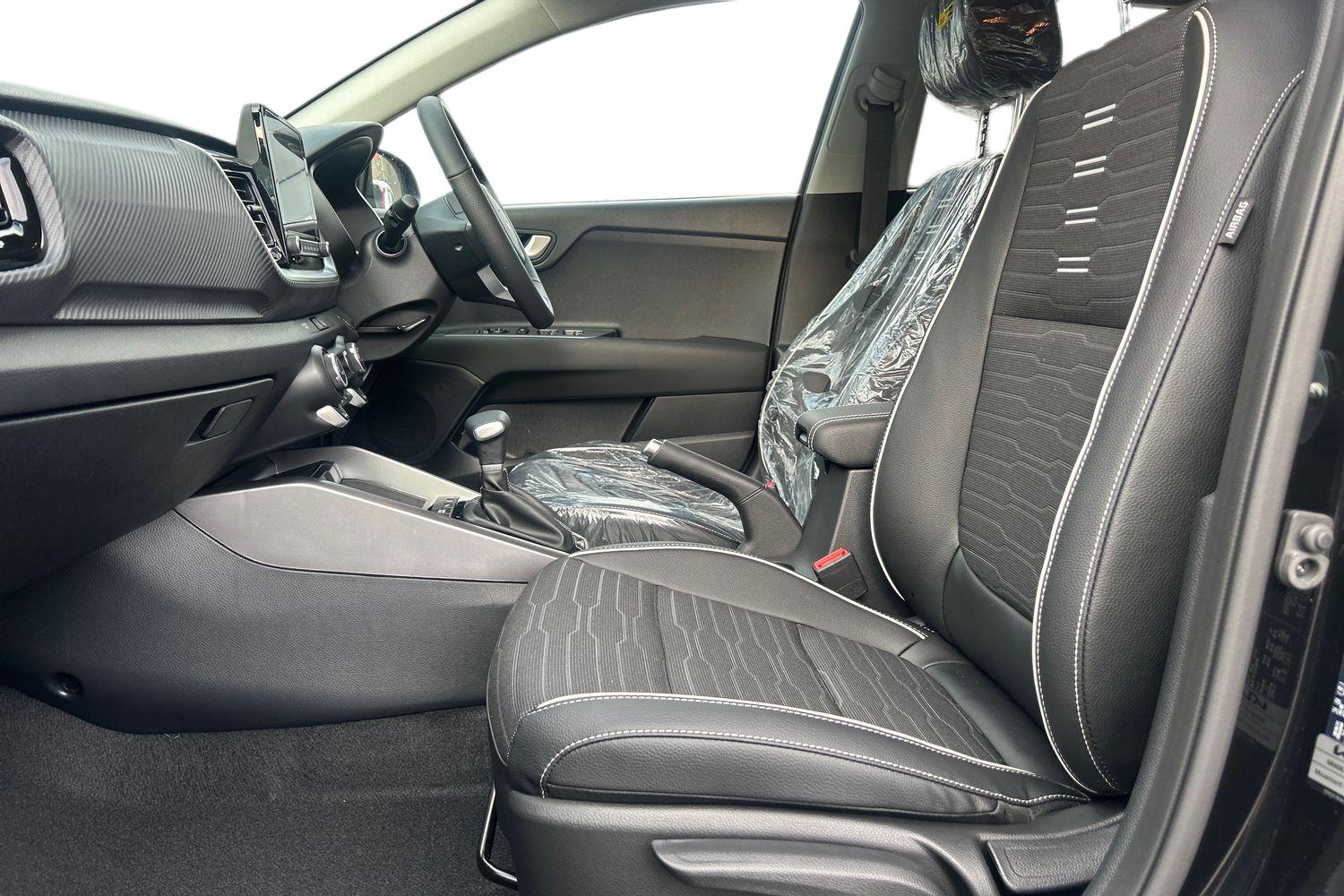 Used Kia Stonic 2026 for sale - 77449668: Photo 13