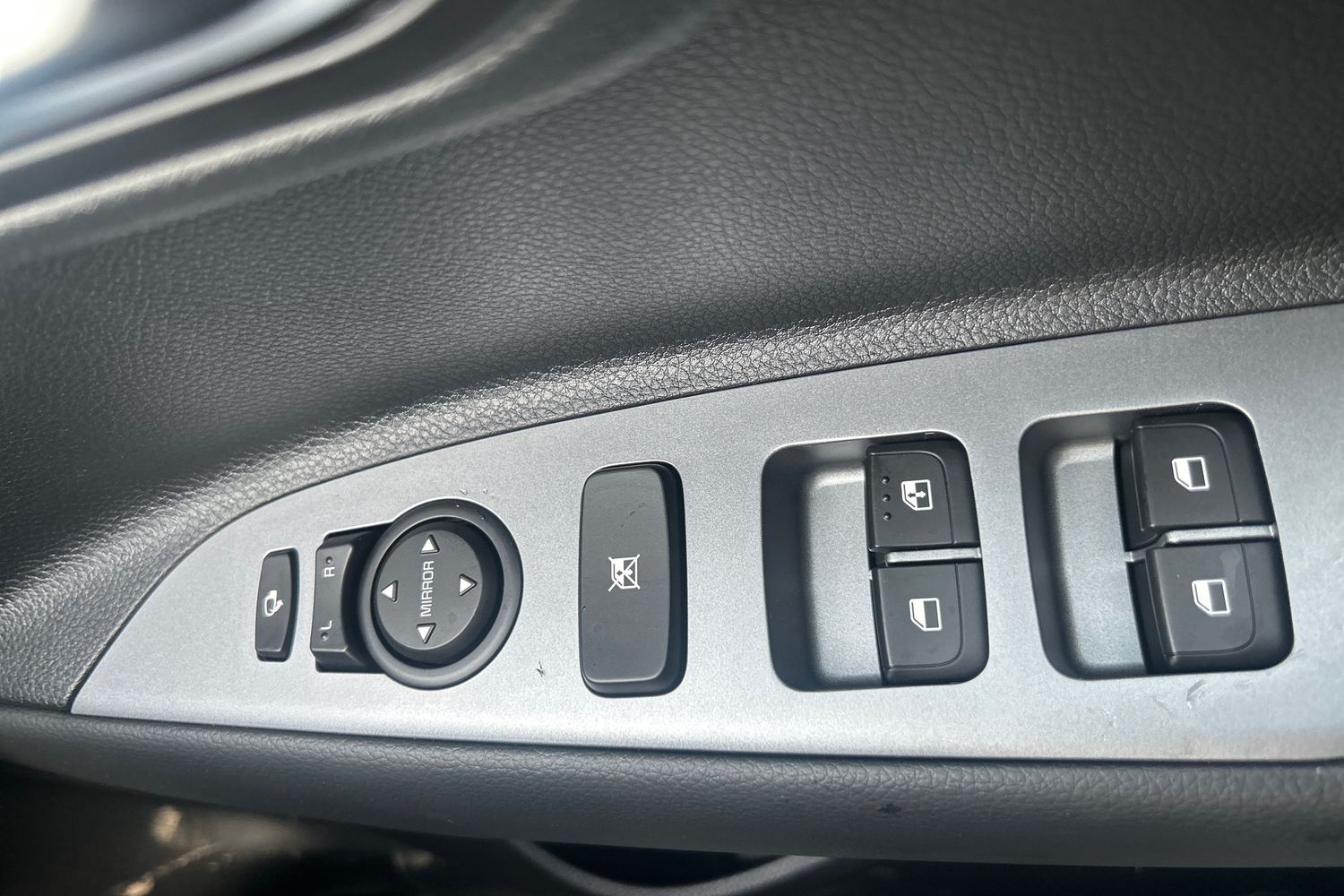 Used Kia Stonic 2026 for sale - 77449668: Photo 16