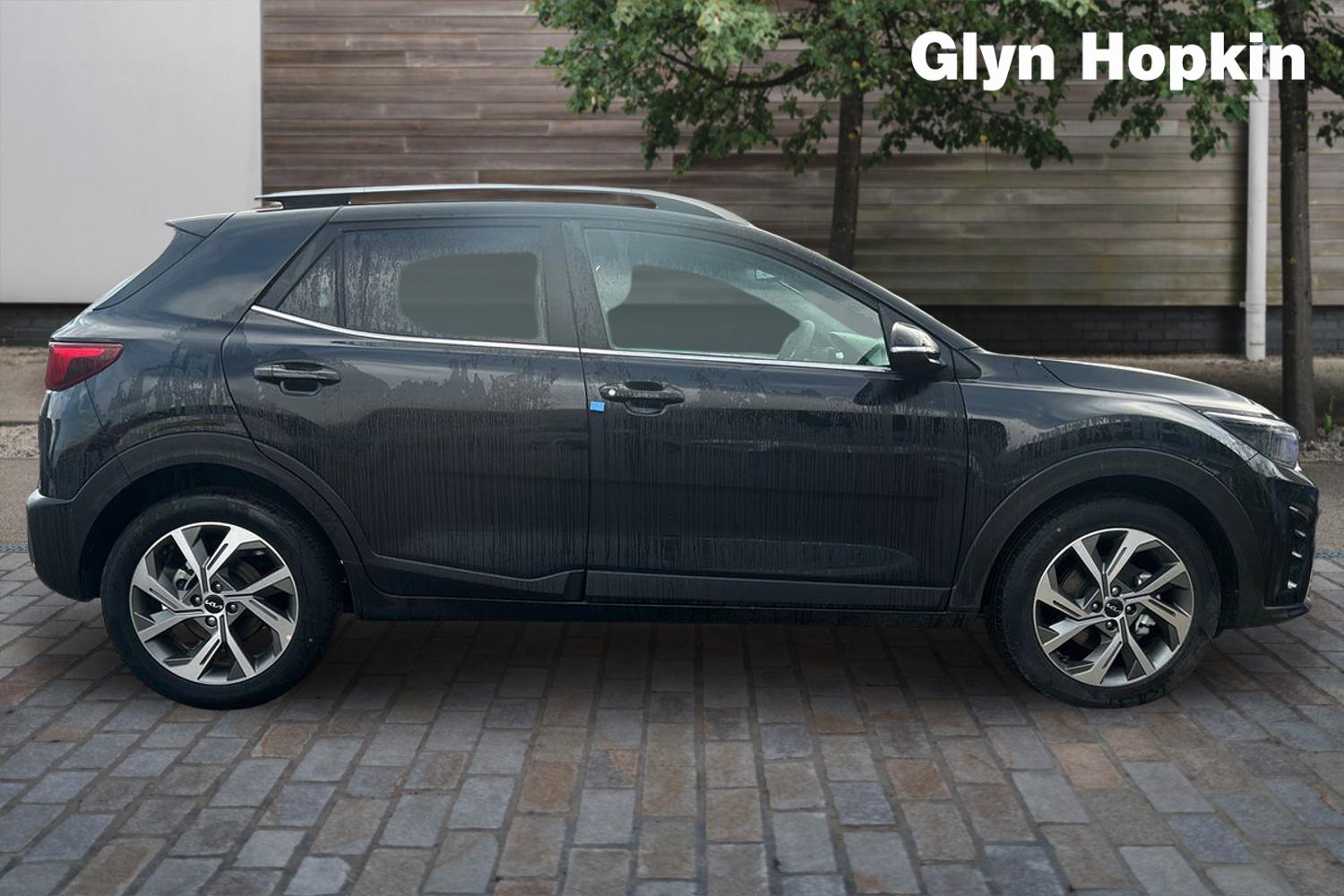 Used Kia Stonic 2026 for sale - 77449668: Photo 2