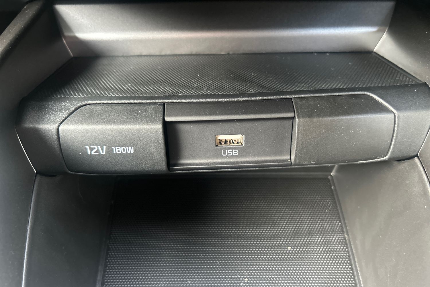 Used Kia Stonic 2026 for sale - 77449668: Photo 26