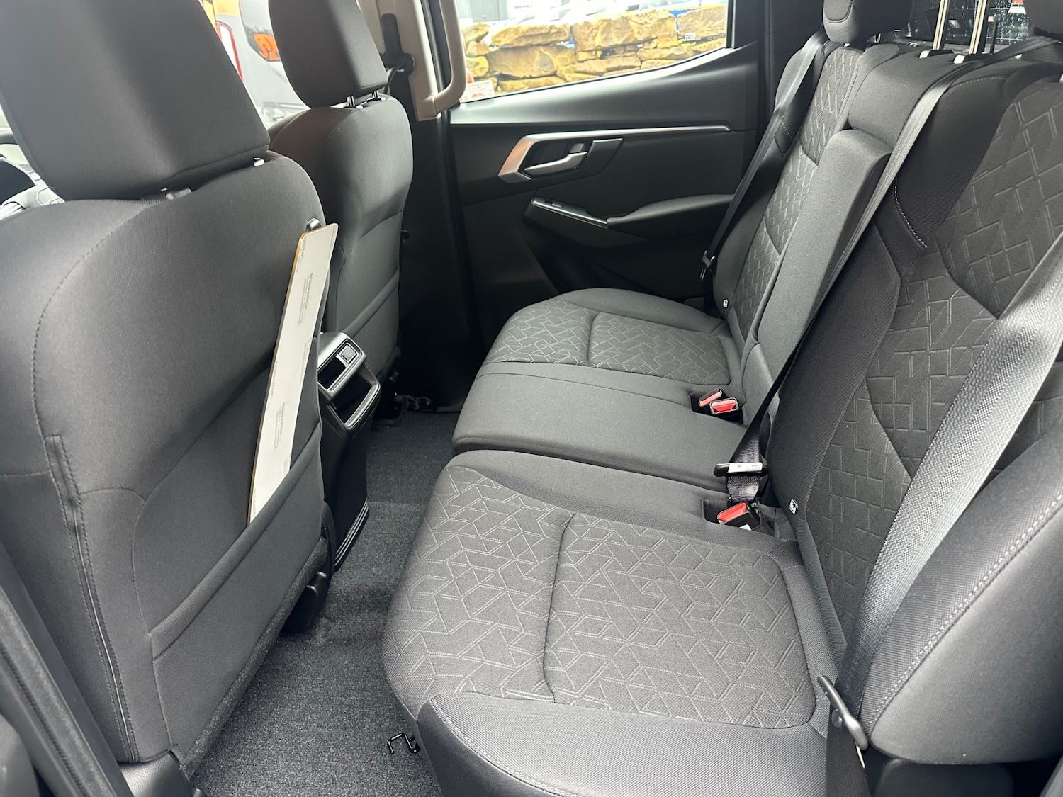 Used Isuzu D-Max 2025 for sale - 77336659: Photo 15