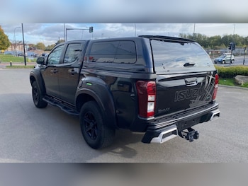 Used Isuzu D-Max 2020 for sale - 76222949: Photo
