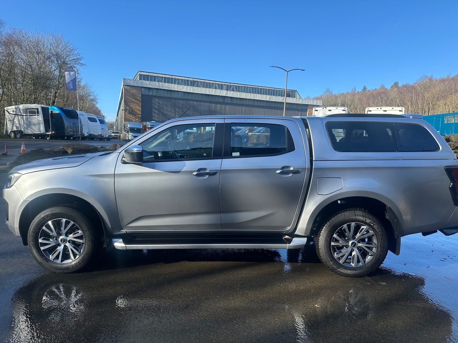 Used Isuzu D-Max 2025 for sale - 77336625: Photo 5