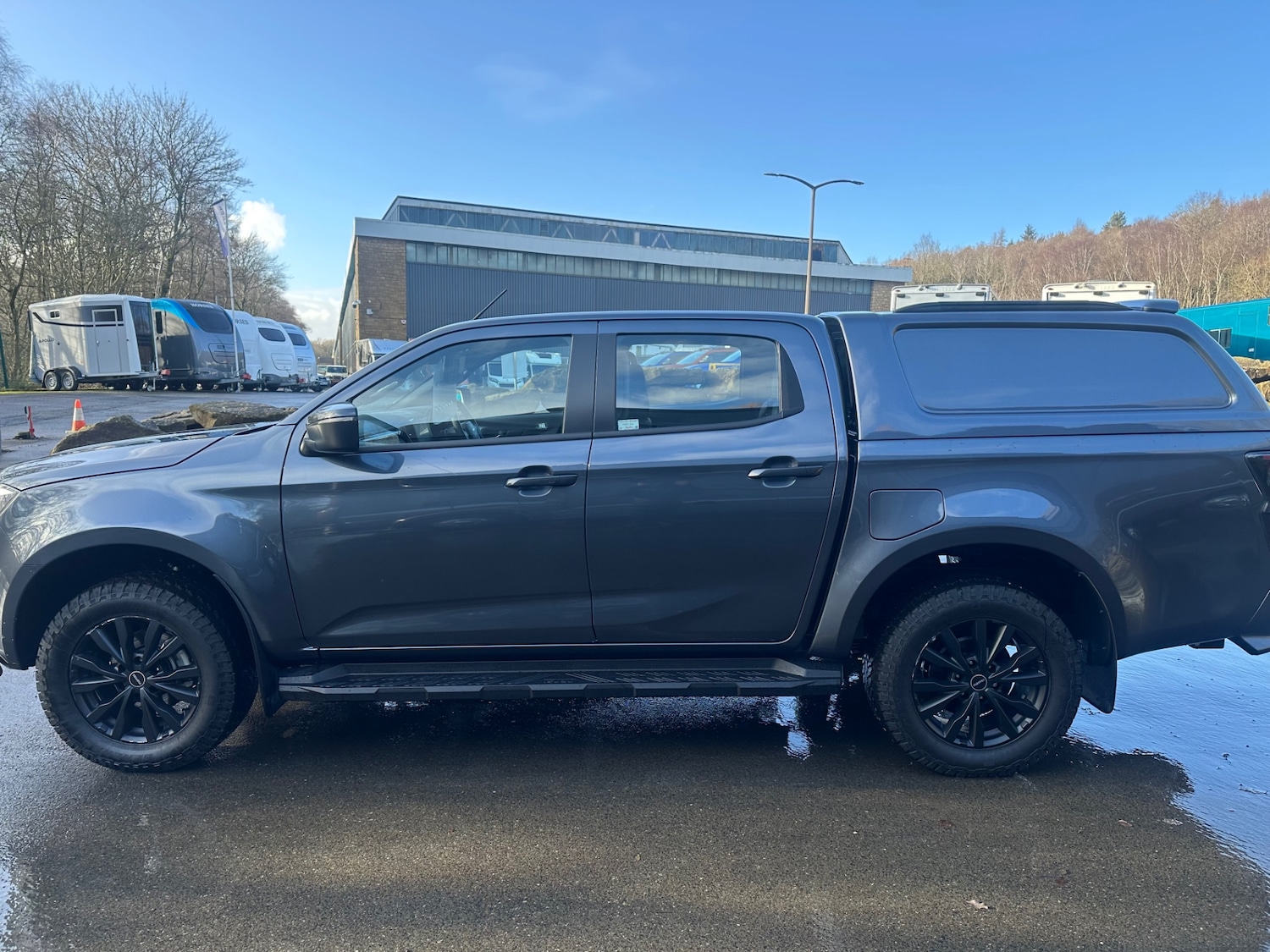 Used Isuzu D-Max 2025 for sale - 77337050: Photo 6