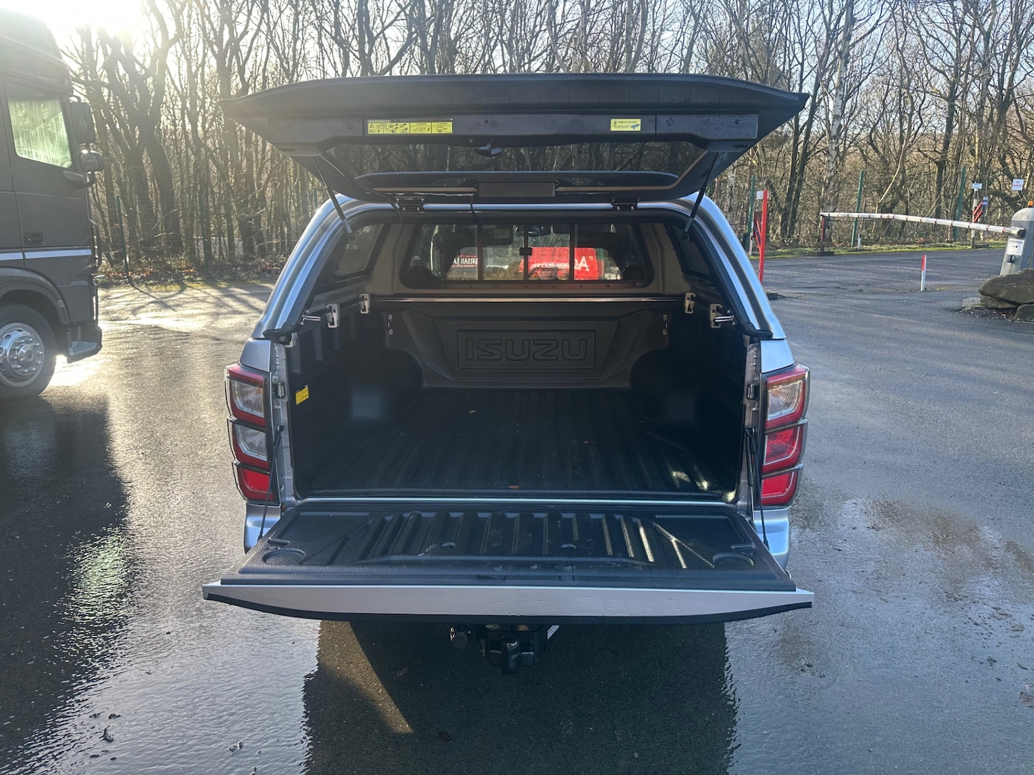 Used Isuzu D-Max 2025 for sale - 77336637: Photo 12