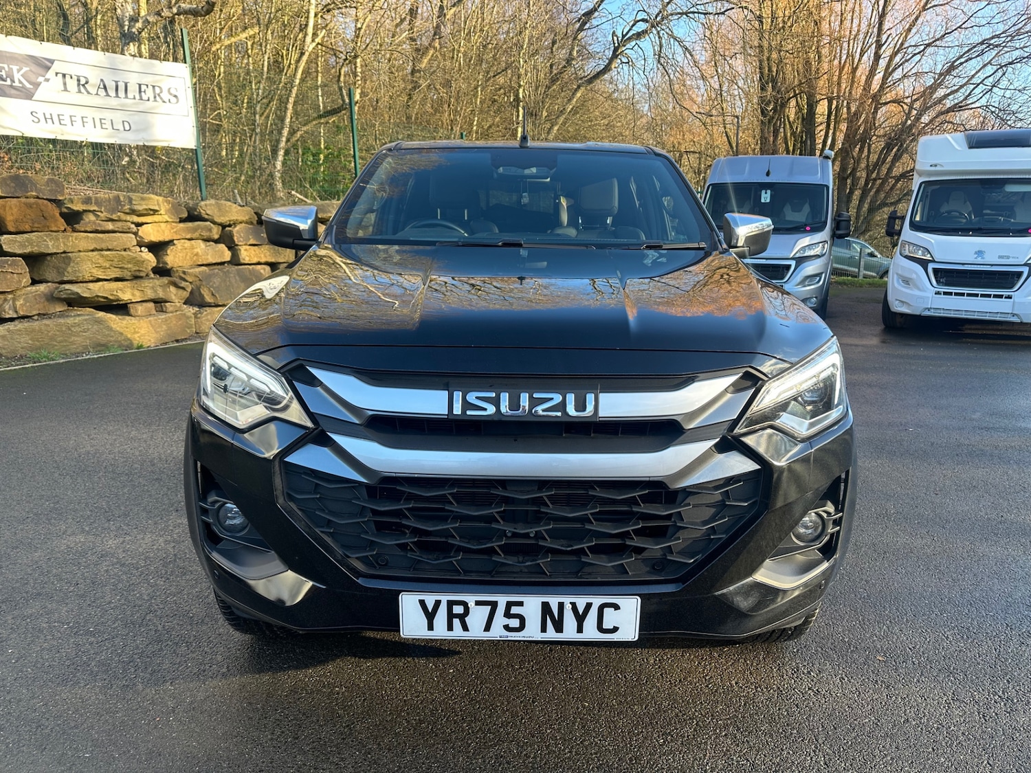 Used Isuzu D-Max 2025 for sale - 77285777: Photo 2