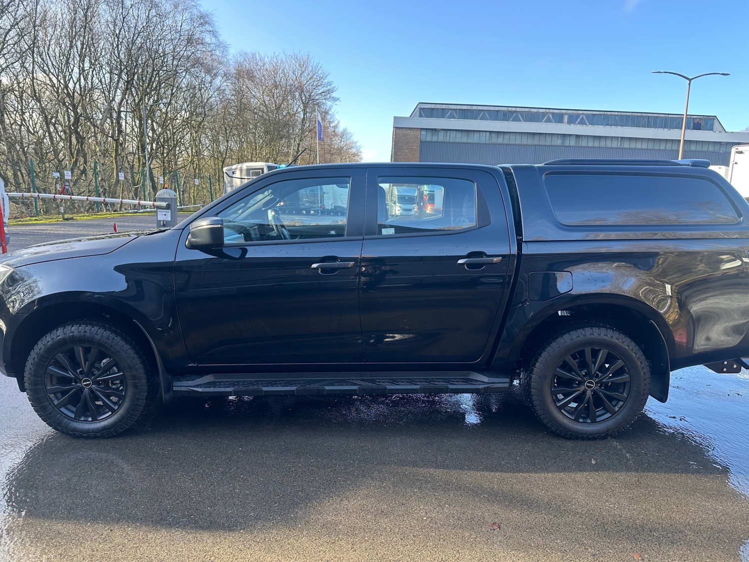 Used Isuzu D-Max 2025 for sale - 77337268: Photo 5