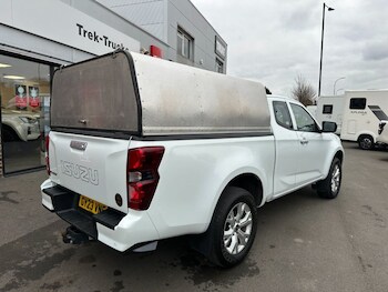 Used Isuzu D-Max 2023 for sale - 73725652: Photo