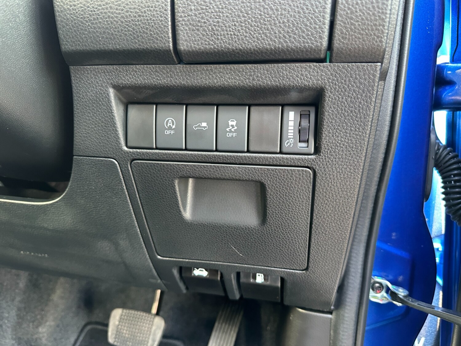 Used Isuzu D-Max for sale - 73688629: Photo 17