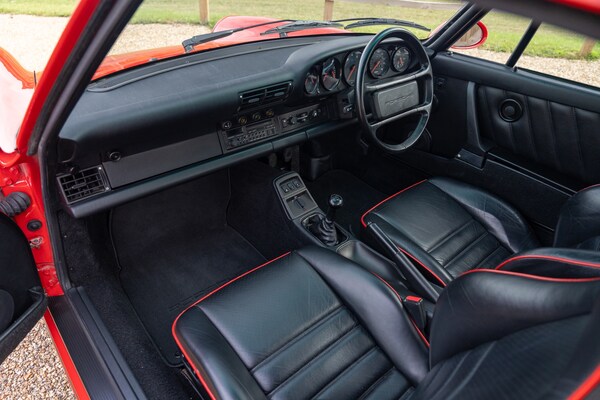Used Porsche 911 1993 for sale - 75582157: Photo 24