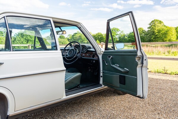 Used Mercedes-Benz 280 1972 for sale - 74892743: Photo 9
