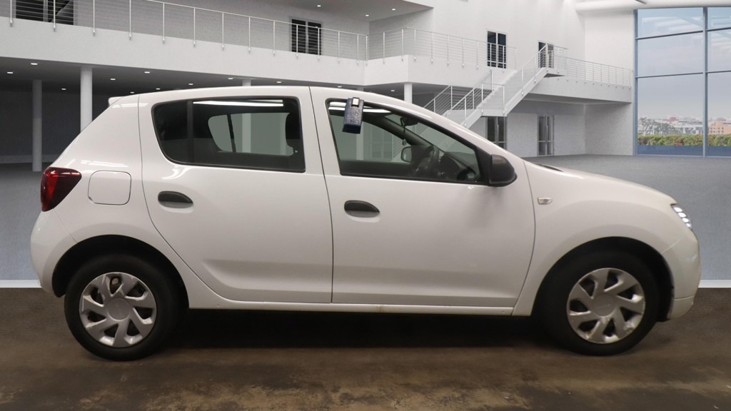 Used Dacia Sandero 2017 for sale - 78028269: Photo 5