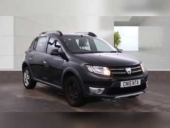 Used Dacia Sandero Stepway 2015 for sale - 78700871: Photo