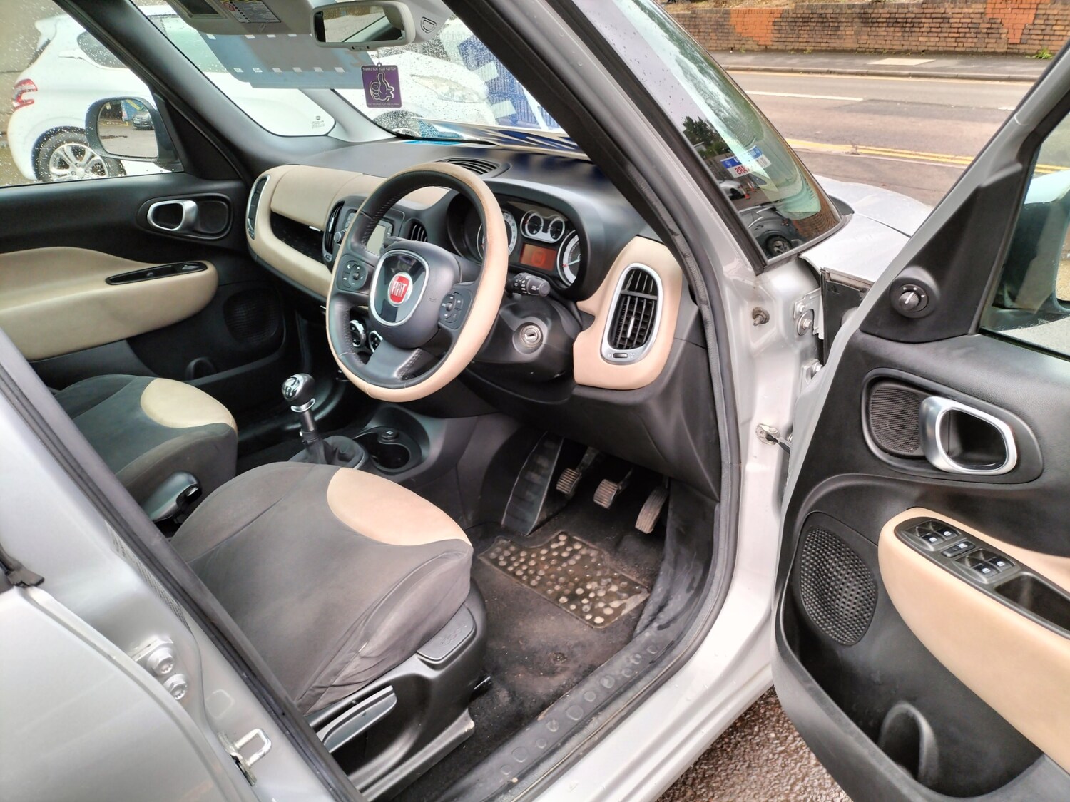 Used Fiat 500L 2013 for sale - 77579273: Photo 17