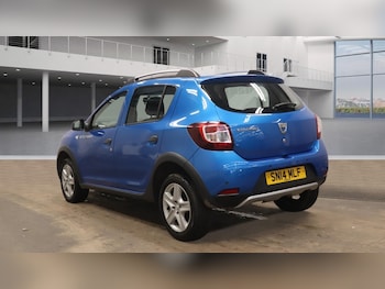 Used Dacia Sandero Stepway 2014 for sale - 77937324: Photo