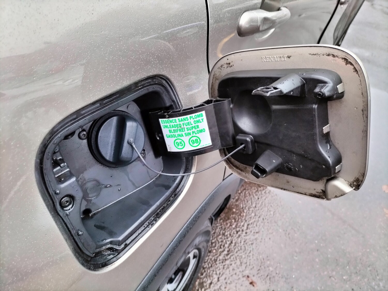 Used Renault Captur 2014 for sale - 77271409: Photo 21