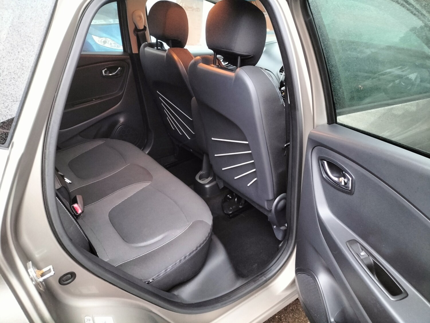 Used Renault Captur 2014 for sale - 77271409: Photo 23