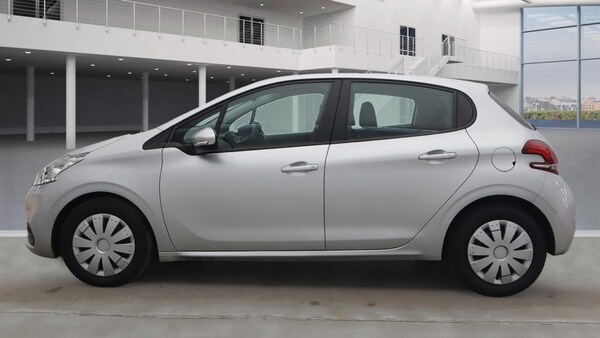 Used Peugeot 208 2015 for sale - 74635585: Photo 7