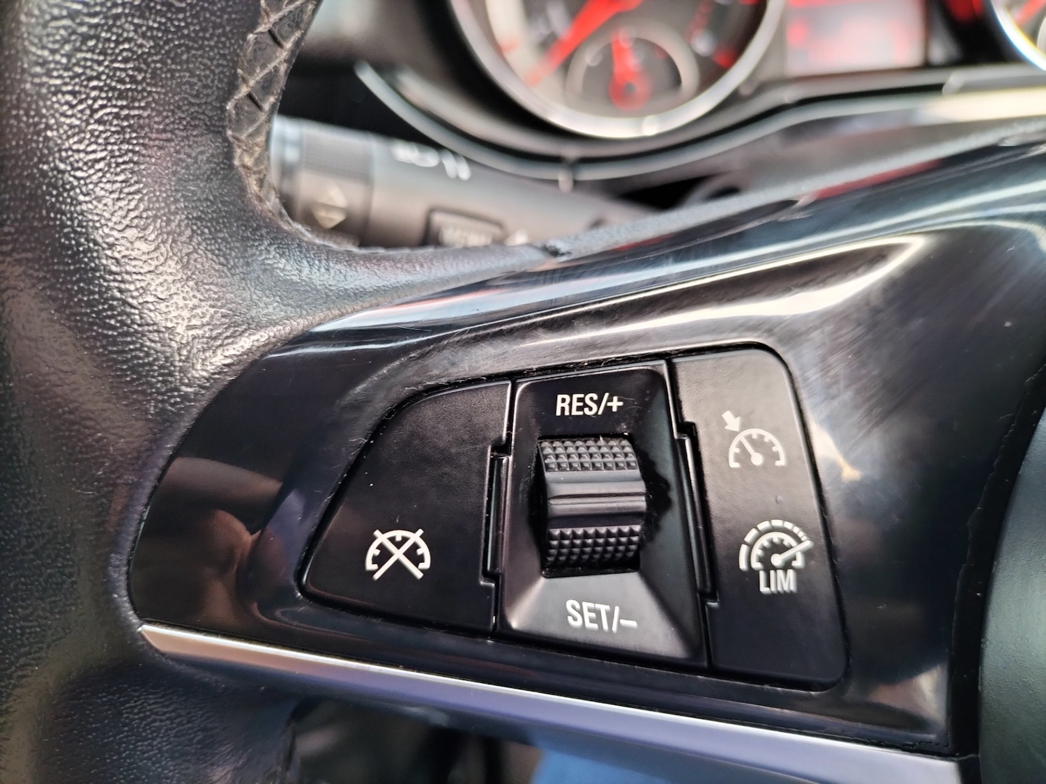 Used Vauxhall ADAM 2013 for sale - 76343941: Photo 20